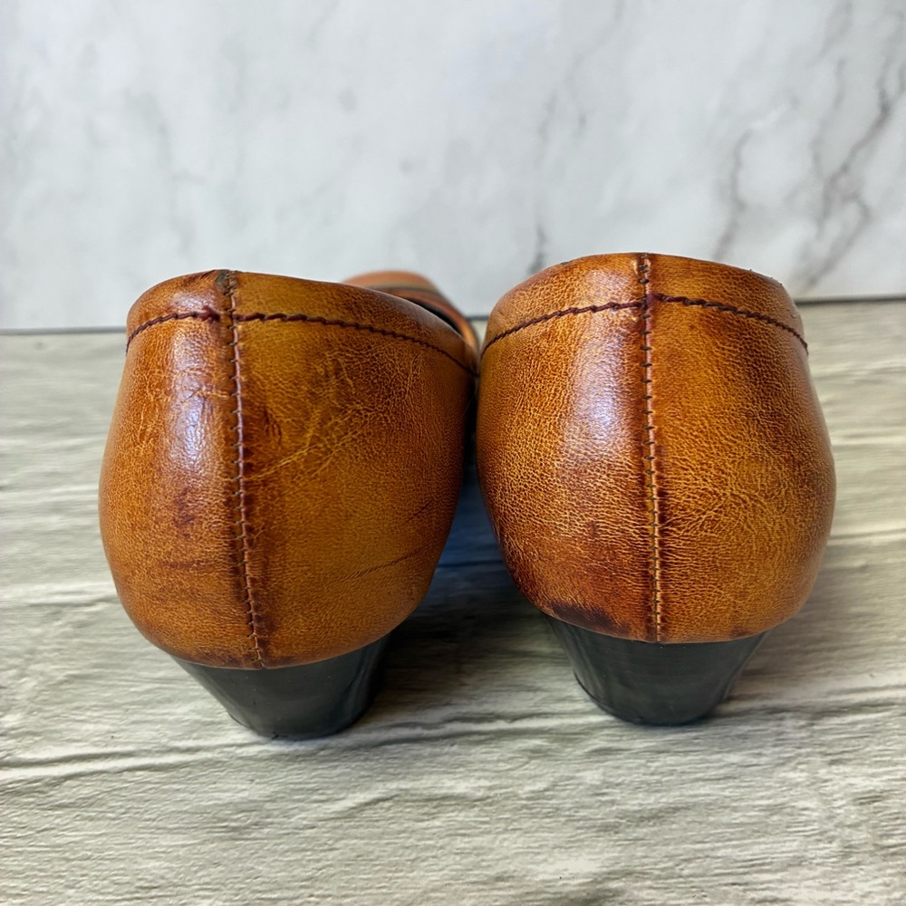Tradition Rosie Distressed Whisky Slip On Shoes - Picture 7 of 16